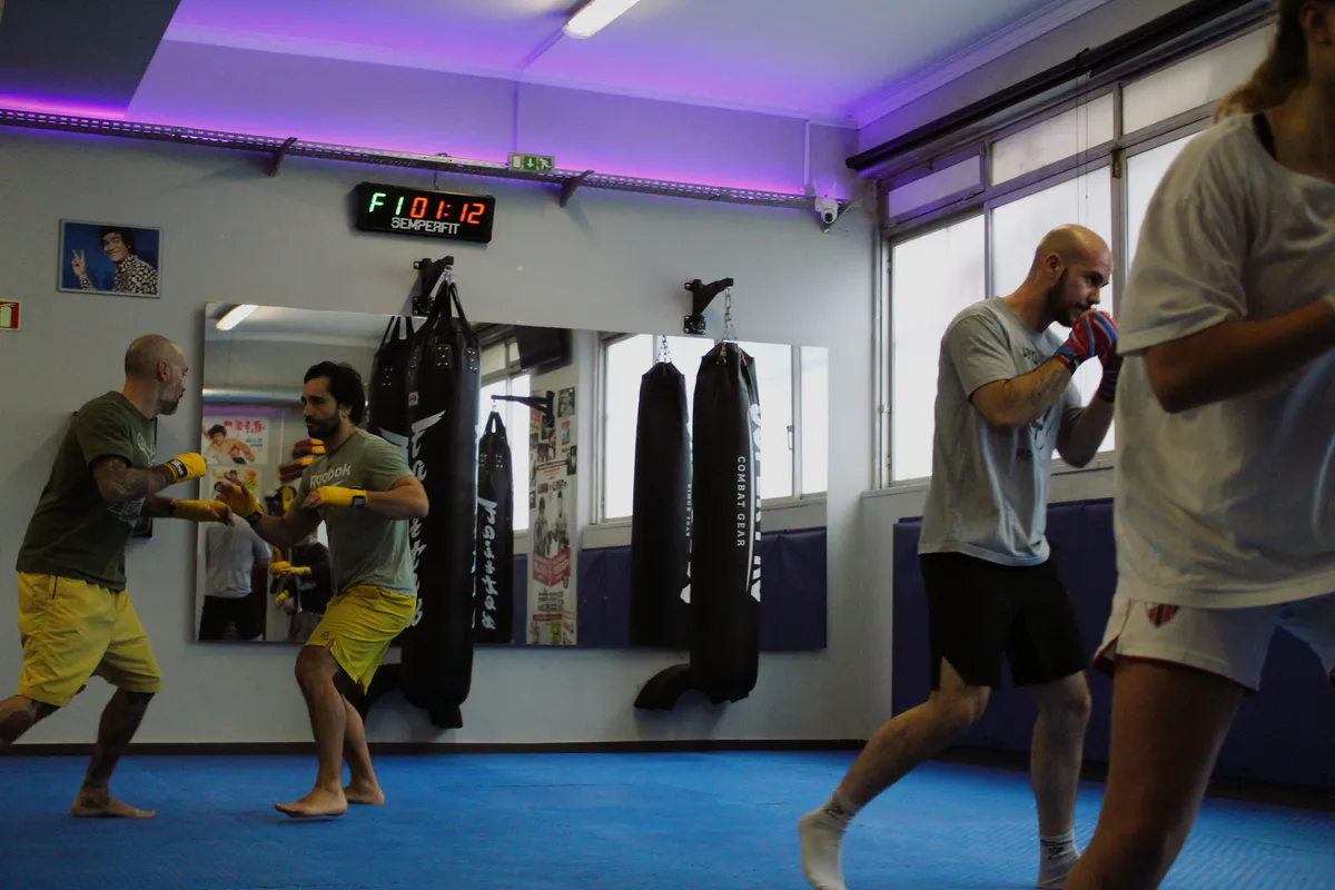 Aula de boxe no Be Water Lisboa, em Campo Grande